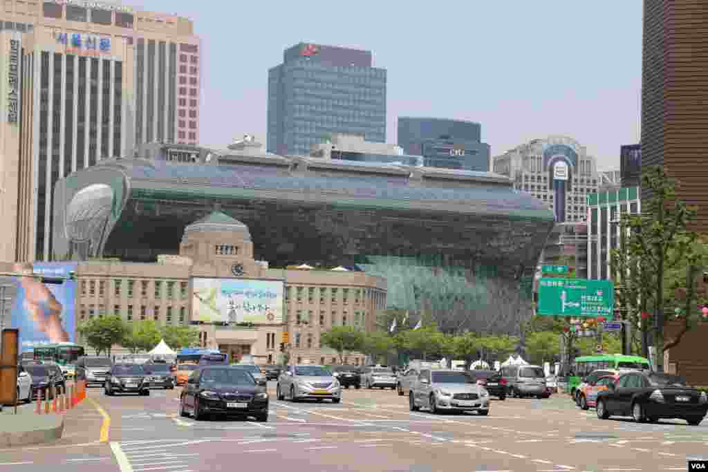 خیابانی در شهر سئول، پایتخت کره جنوبی