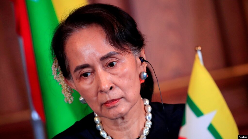 FILE - Myanmar's Aung San Suu Kyi attends a joint news conference of the Japan-Mekong Summit Meeting at the Akasaka Palace State Guest House in Tokyo, Japan October 9, 2018. (Franck Robichon/Pool via Reuters)
