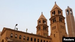 آرشیف: نمای از کلیسای مسیحیان قبطی در قاهره، مصر
