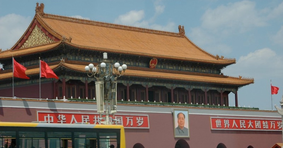 Russian foreign minister exaggerates Russia-China relations, ignores nuances