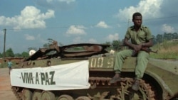 Moçambique vive clima de guerra, diz bastonário dos advogados - 2:15