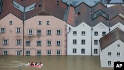 ນໍ້າຖ້ວມໃຈກາງເມືອງ Passau, ທາງພາກໃຕ້ຂອງເຢຍລະມັນ, ວັນທີ 3 ມິຖຸນາ 2013. 