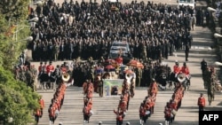 A funeral procession transporting the coffin of Ethiopian Prime Minister Meles Zenawi is pictured in Addis Ababa, September 2, 2012.