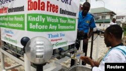 U Zapadnoj Africi gde vlada epidemija ebole nedostaju medicinski radnici za borbu protiv te opake bolesti
