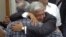 López Obrador, abraza al poeta javier Sicilia participante en las protestas estudiantiles.