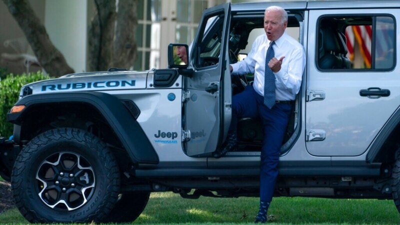 Biden Aims for 50 Percent New Electric Vehicles by 2030