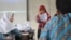Guru dan siswa adalah pihak yang paling terdampak jika terjadi perubahan kebijakan menteri baru. (foto dok. Fitri S)
