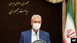 알리 라비 이란 정부 대변인이 6일 테헤란에서 기자회견을 했다.