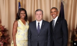 აშშ-ის შტატების პრეზიდენტი და პირველი ლედი ბარაქ და მიშელ ობამები და საქართველოს პრემიერი გიორგი კვირიკაშვილი, 2016 წლის სექტემბერი