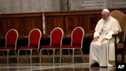 El papa Francisco, que ha criticado ya una "cultura de encubrimiento" en la Iglesia, llevará la investigación hasta la cima.