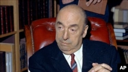 FILE - Nobel Prize-winning poet Pablo Neruda in Paris in October 1971. An appeals court in Chile’s capital ruled Feb. 20, 2024, that the case of Neruda's death be reopened, saying the investigation has not been exhausted and new steps could help clarify the cause of his death. 