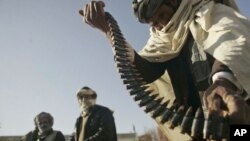 بیکاری عمده ترین عامل پیوستن افراد به گروه طالبان خوانده شده است.