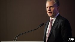 Arthur Sulzberger Jr., éditeur du New York Times, prend la parole lors de la 68ème Assemblée générale de l'Association interaméricaine de la presse (IAPA) à Sao Paulo, au Brésil, le 15 octobre 2012.