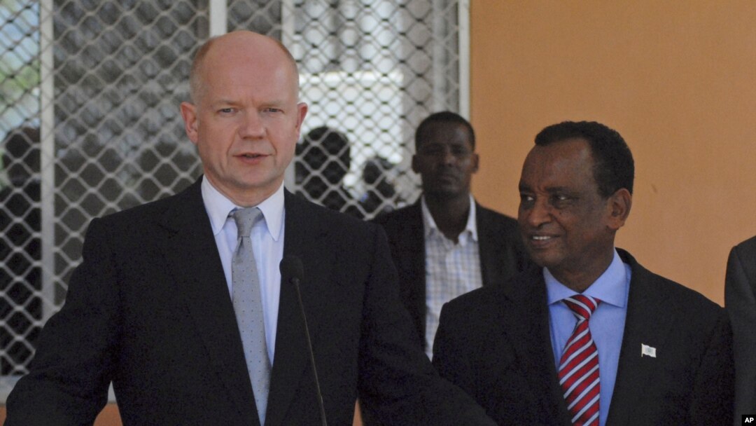 UK oo Diiday in la Qaado Cunaqateynta Hubka Somalia