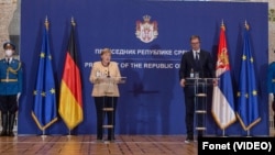 Nemačka kancelarka Angela Merkel i predsednik Srbije Aleksandar Vučić na konferenciji za novinare u Palati Srbija (Foto: Fonet)