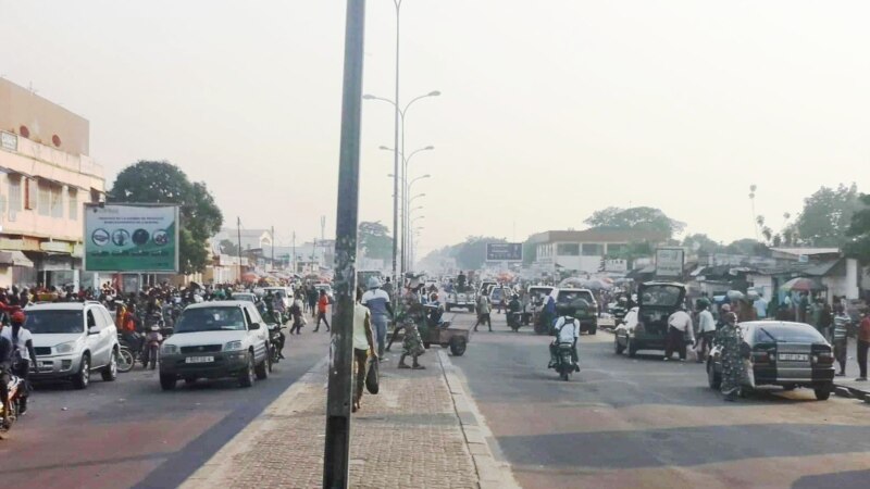 Inquiétudes des consommateurs à Brazzaville après une augmentation des prix du carburant