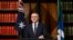 FILE: Perdana Menteri Australia Anthony Albanese dalam konfefrensi pers di Melbourne.