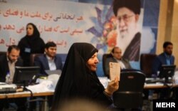 یکی از زنانی که برای نامزدی در انتخابات ریاست جمهوری ایران ثبت نام کرد