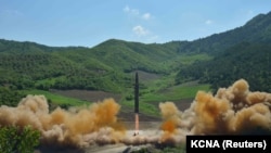 Запуск ракети Hwasong-14 Північною Кореєю