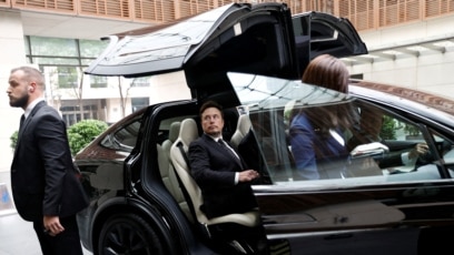 Is Elon Musk Worth $55.8 Billion to Tesla?
