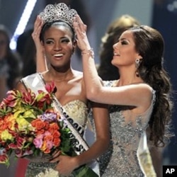 Angolana Leila Lopes é Miss Universo 2011 (c/ fotos)