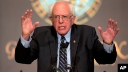 Le candidat démocrate à la présidentielle, le sénateur Bernie Sanders, à l'Université de Georgetown à Washington, le 19 novembre 2015. (AP Photo/Carolyn Kaster) 