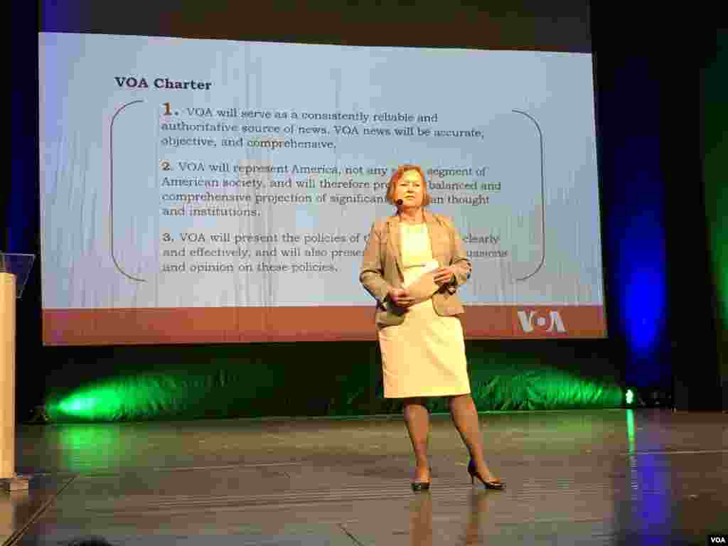 VOA Director Amanda Bennett gives a presentation on power of truth in a world of disinformation at the Media Literacy Conference in Sarajevo, September 22, 2017.