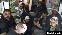 گروهی از درویشان گنابادی کتک خورده و بازداشت شده در حوادث خیابان گلستان هفتم پاسداران تهران
