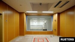 জাপানের রাজধানী টোকিওর একটি ডিটেনশন সেন্টারে একটি ফাঁসির চেম্বার 