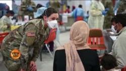 امریکہ: افغان مہاجرین کی مدد کرنے والے رضاکار
