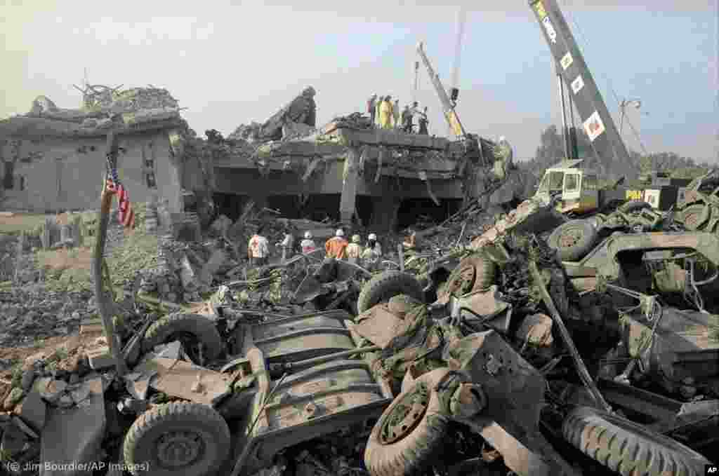 وزارت خارجه آمریکا با انتشار عکسی از انفجار مقر تفنگداران دریایی آمریکا در بیروت که به مرگ ۲۴۱ آمریکایی منجر شد، در مطلبی به کارزار ۴۱ ساله جمهوری اسلامی در ترور و قتل پرداخته است. 