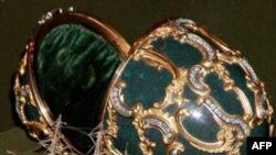 Một trong những quả trứng do nhà kim hoàng Fabergé sản xuất