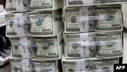 Yeni 100 Dolarlık Banknot Gecikebilir