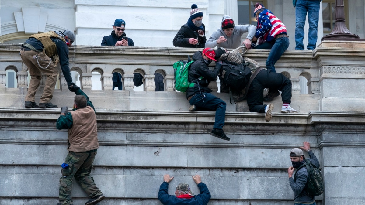 Capitol Rioters' Social Media Posts Influencing Sentencing - Vimarsana News