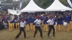 Abe Qembu Lomculo eleBrass Band Bethokozisa Uzulu Edilini Lelanga Lokuzalwa kukaMongameli Robert Mugabe