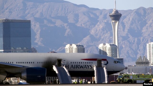 El avión Boeing 777-200 con 172 personas a bordo tuvo que abortar el despegue en Las Vegas debido al incendio de uno de sus motores.