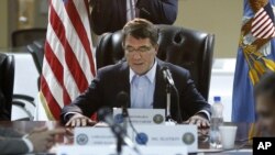 El secretario de Defensa Ash Carter reafirmó el compromiso de EE.UU. por derrotar al grupo terrorista Estado islámico.