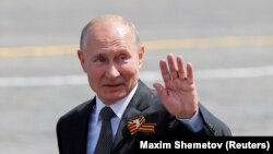 Arhiva - Vladimir Putin, predsednik Rusije (REUTERS/Maxim Shemetov)
