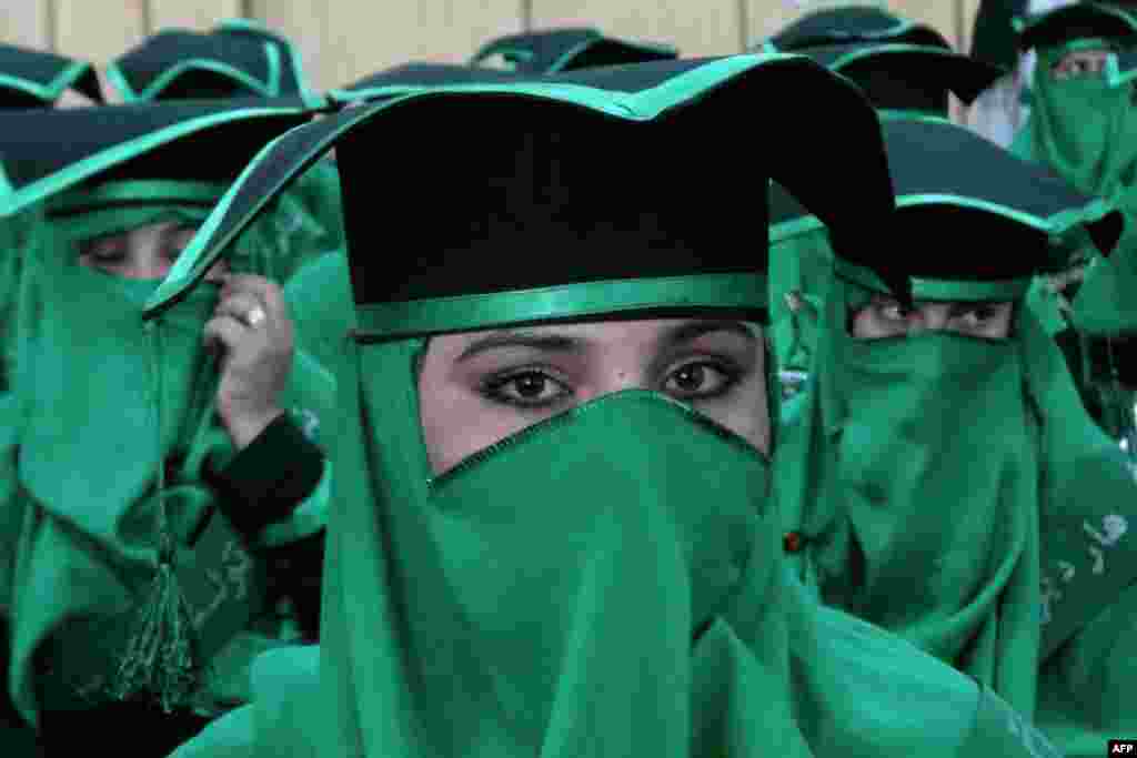 Newly-graduated Afghan midwives attend a commencement ceremony at the Governor&#39;s House in Jalalabad, Nangarhar province. 