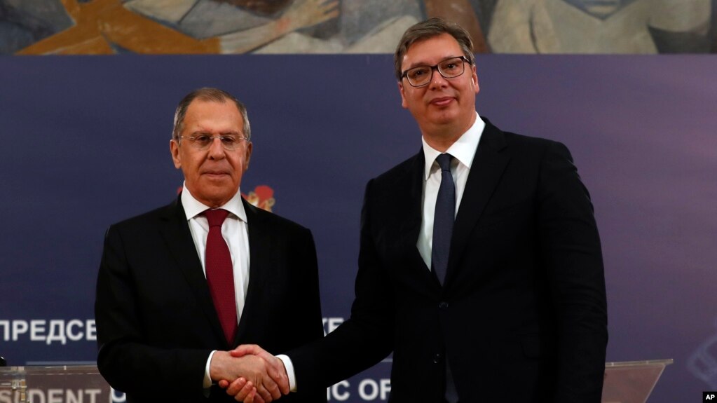 Vuçiç: Nuk e njohim Kosovën vetëm për BE-në