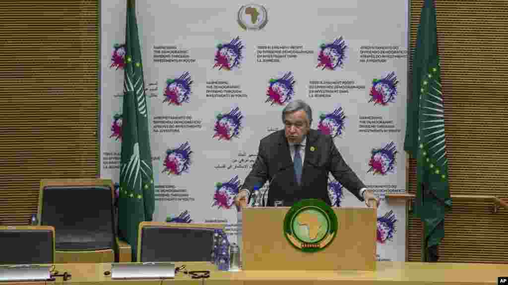 Le Secrétaire général de l'ONU, Antonio Guterres, prononce un discours au siège de l'Union africaine (UA) à Addis-Abeba, Ethiopie, le 30 janvier 2017.
