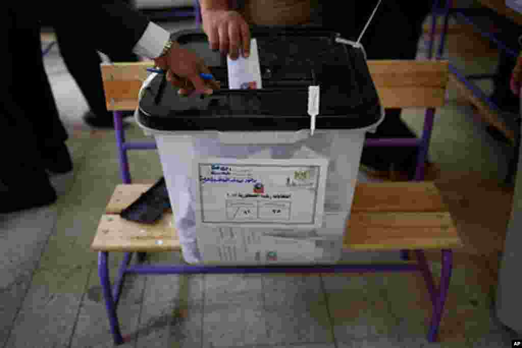 Ai Cập hy vọng kết quả bầu cử sẽ minh bạch. (Y. Weeks / VOA)