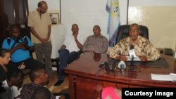 Kiongozi wa CUF, Maalim Seif Shariff Hamad akizungumza na wanahabari