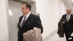 Walter Shaub Jr. director de la Oficina de Ética Gubernamental de EE.UU. se retira para trabajar con una ONG en Washington D.C.