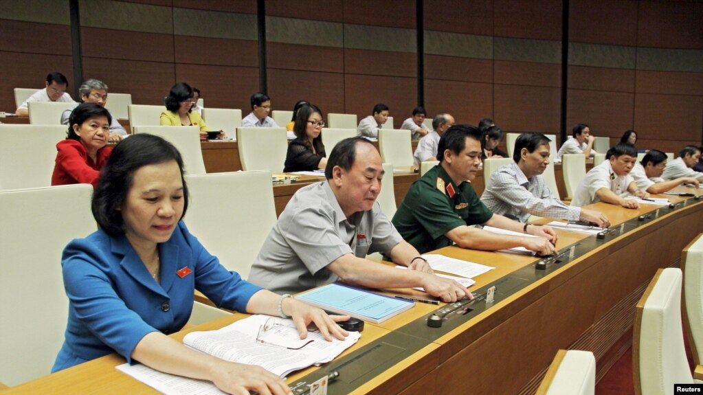 Bỏ phiếu tại Quốc Hội cho dự án sân bay Long Thành, 2015. Hình minh họa.