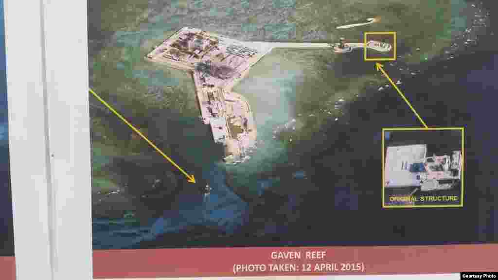 2015年4月12日菲律宾军方图像显示中国在(斯普拉特利)南沙群岛的造岛工程