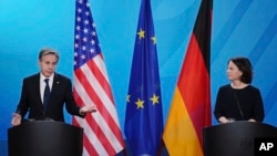 کنفرانس خبری مشترک وزیران خارجه آلمان و آمریکا، روز پنجشنبه در برلین