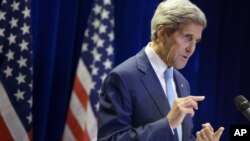 John Kerry: Rechazar acuerdo nuclear con Irán "tendría impacto profundamente negativo" sobre liderazgo de Estados Unidos.