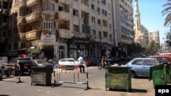 Des barricades de police érigées à Alexandrie, en Egypte, 25 avril 2016. epa/ MAHMOUD TAHA