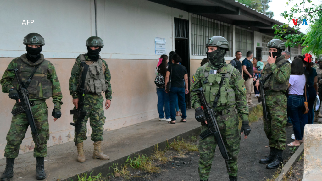 En medio de un clima de tensión extrema, la Policía Nacional destinó 288 de sus miembros para otorgar seguridad a los binomios durante la campaña.